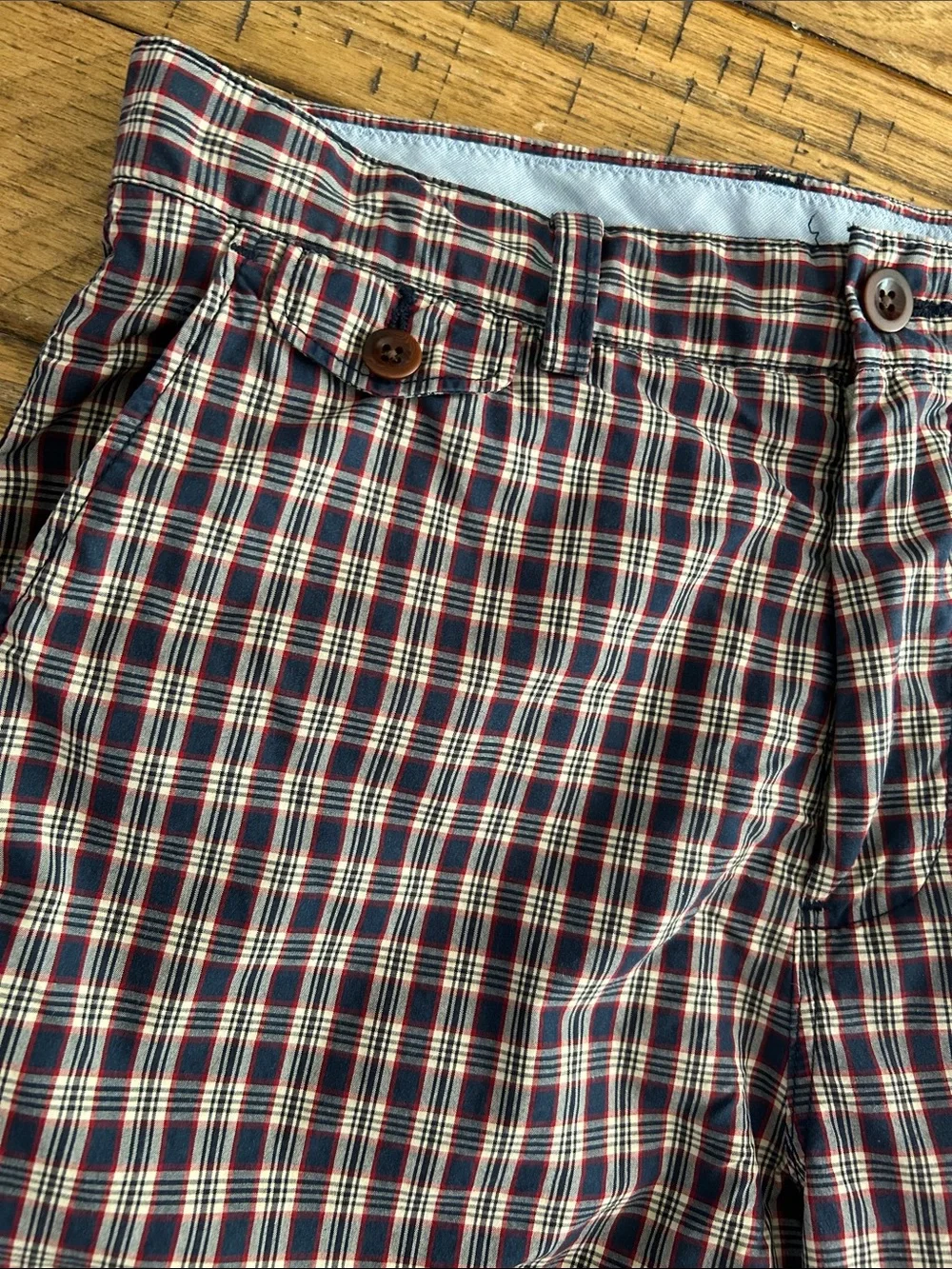 Vintage Men’s J. Crew Navy, Red & Cream Plaid Flat Front Shorts
